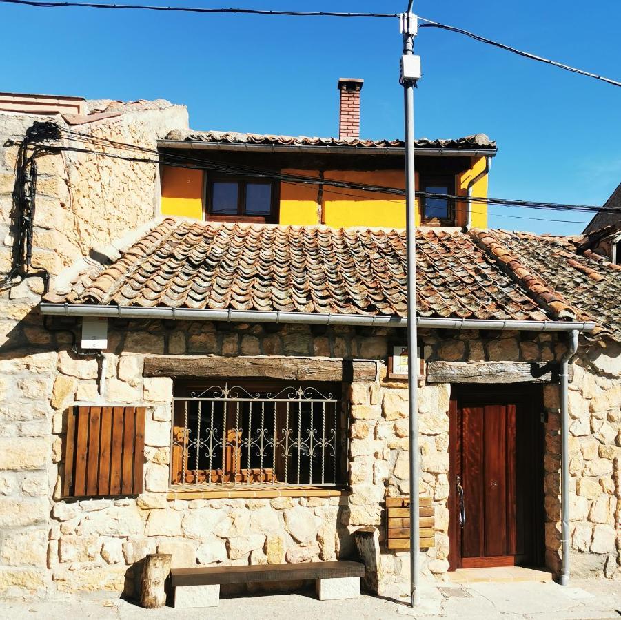 Ferienwohnung Atico Piron Adrada de Piron Exterior foto